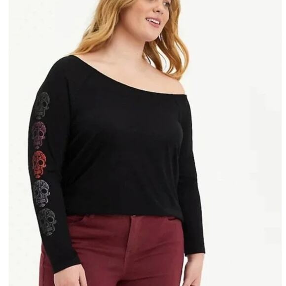 Torrid Women's Off Shoulder Top Shirt 3X Black Skull Long Sleeve Punk Goth - Picture 2 of 8